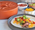 Подогреватель тортильи и блинов для микроволновой печи Nordic Ware, 25 см — изображение 3