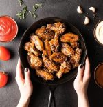 Чугунная сковорода Utopia Kitchen, набор из 3 предметов - набор чугунных сковородок - 15-20-25 см — изображение 7