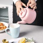 Фарфоровый чайник SWEEJAR с заварочным устройством и крышкой, чайная посуда на 30 унций с фильтром из нержавею — изображение 4