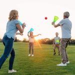 Игры для детей на открытом воздухе в помещении, игра с мячом Pop-Pass-Catch с 4 корзинами для запуска — изображение 5