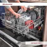 Набор из 4 кованых ножей для стейка с тройной заклепкой KitchenAid — изображение 6
