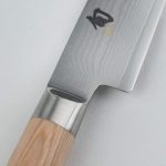 Универсальный нож Shun Classic Blonde ручка из светлого дерева Пакка — изображение 5