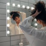 Зеркало для туалетного столика Hansong с подсветкой регулируемой яркостью — изображение 7