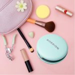 Дорожное зеркало для макияжа Wobsion со светодиодной подсветкой, увеличение 1x/10x — изображение 7