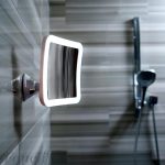 Увеличительное зеркало для макияжа Fancii с 10-кратной подсветкой и присоской с блокировкой — изображение 7