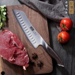 Японский нож шеф-повара HOSHANHO, сверхострый кухонный нож Сантоку с эргономичной ручкой из дерева Пакка — изображение 5